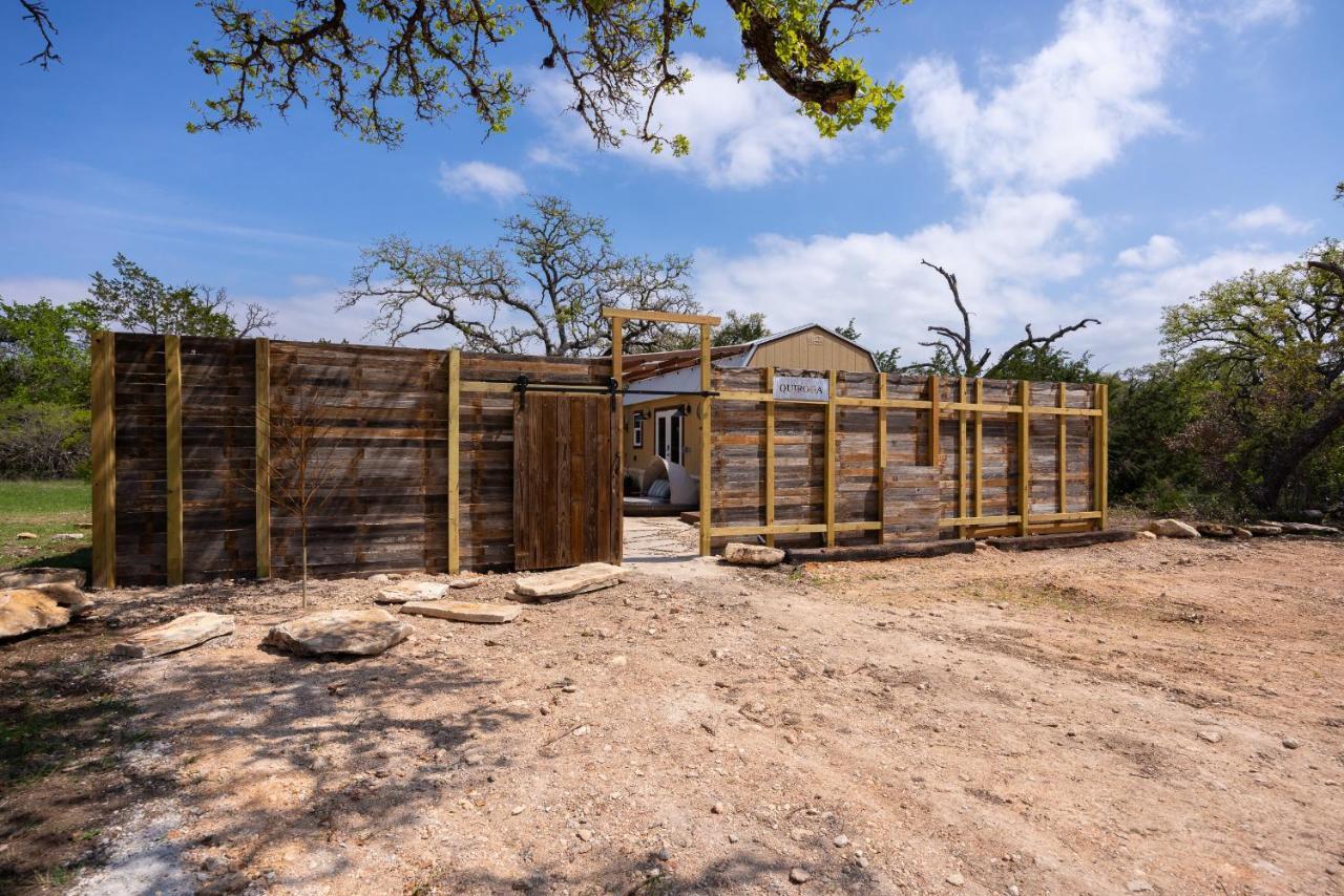 Romantic Tiny Luxury Retreat W Heated Pool, Sauna N Outdoor Shower In Wimberley 10 Acres Exterior photo