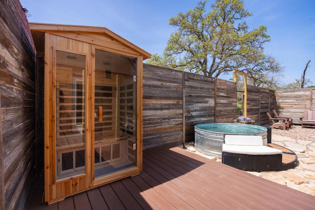 Romantic Tiny Luxury Retreat W Heated Pool, Sauna N Outdoor Shower In Wimberley 10 Acres Exterior photo